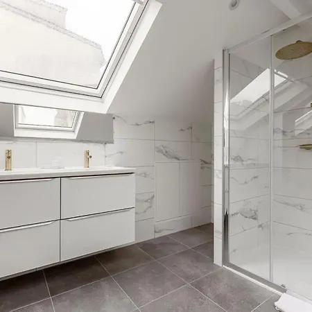 Appartamento B42#république#marais#1bedroom#paris03#ac Parigi